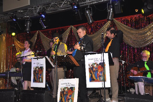 min 2008 11 08 fous swing 094